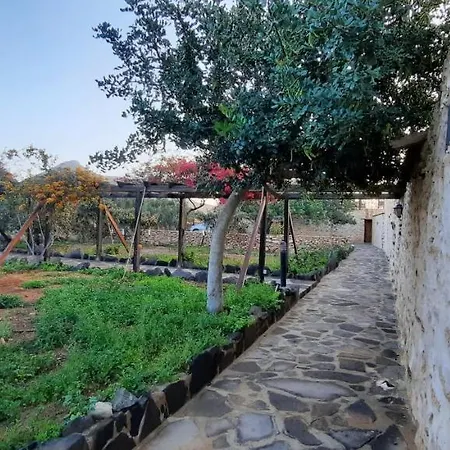 La Gayria Country house